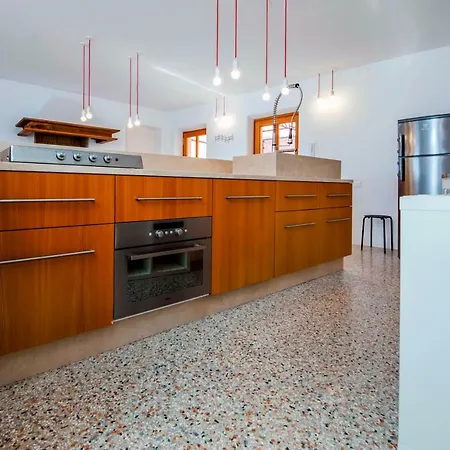 شقة Apartman Costantini *