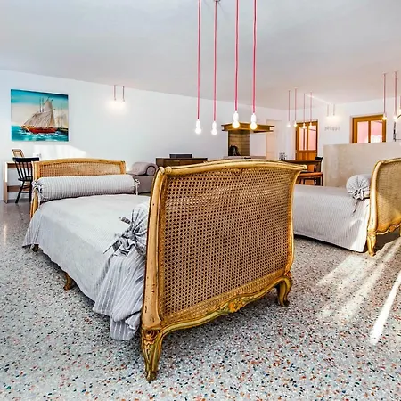 Apartman Costantini روفينج